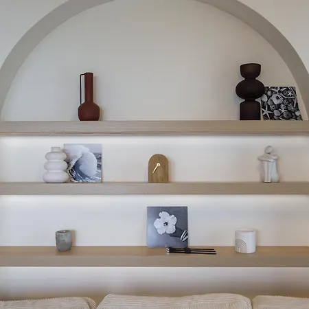 Celine - Infinity Pool & Lejlighed Năvodari