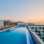 Celine In Infinity Pool & Apartament *