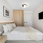 Celine In Infinity Pool & Apartament *