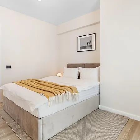 Celine - Infinity Pool & 公寓 那沃达利