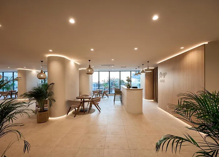 アパート Celine - Infinity Pool & ナボダリ